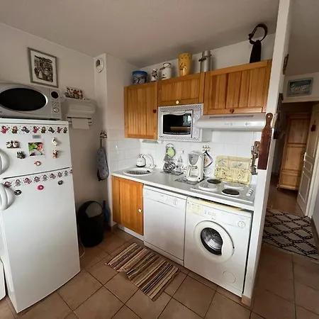 Appartement 3 Pieces Avec Grande Terrasse Aux Angles - Fr-1-593-94 Les Angles (Pyrenees-Orientales)