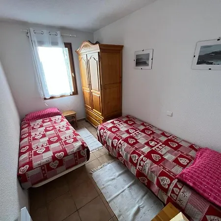 Apartamento 3 Pieces Au Centre Des Angles Avec Terrasse Et Vue Sur Le - Fr-1-593-94